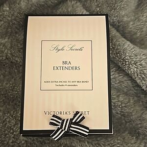 Victoria's Secret bra extenders (4)